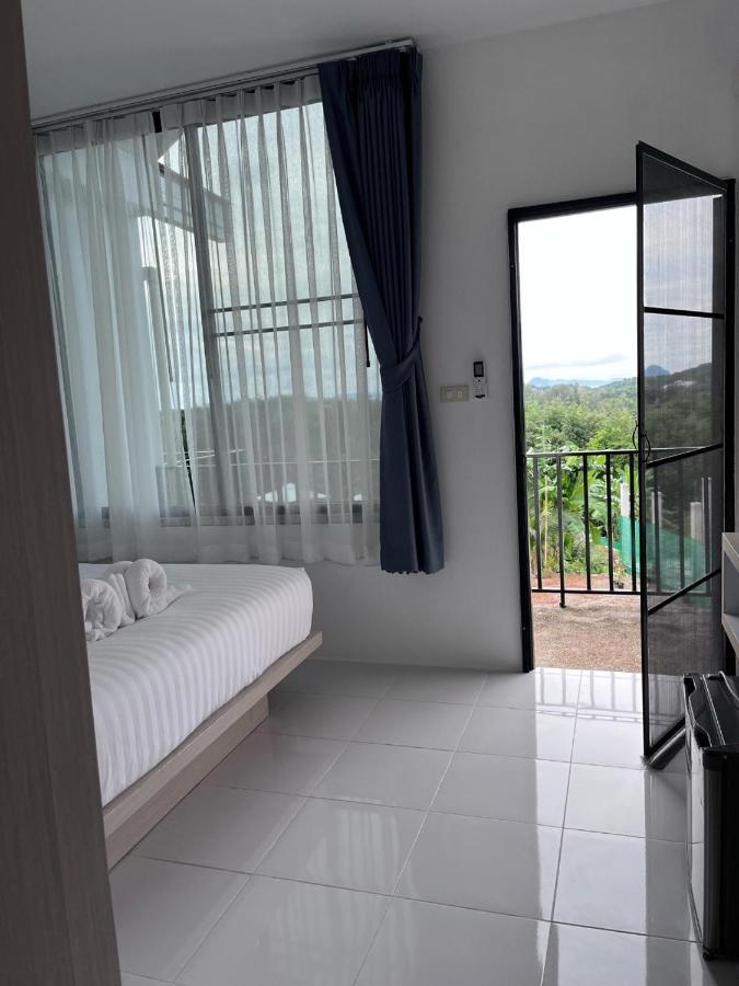 White Seaview Residence 클롱 무앙 비치 외부 사진