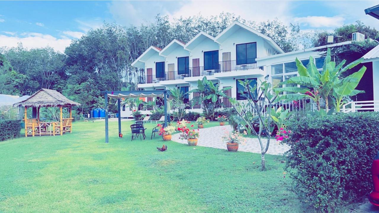 White Seaview Residence 클롱 무앙 비치 외부 사진